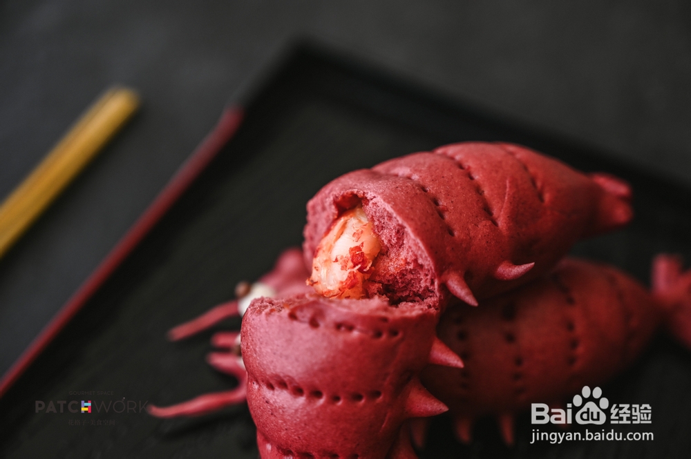 香气浓郁的卡通小龙虾馒头