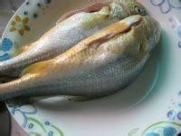 豆豉煮黄鱼的做法