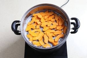 胡胡爱吃的奶香南瓜派