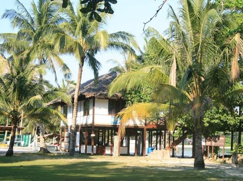民丹岛旅游之住宿、入境与货币
