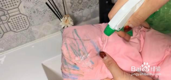 蒙口羽绒服怎么洗最好