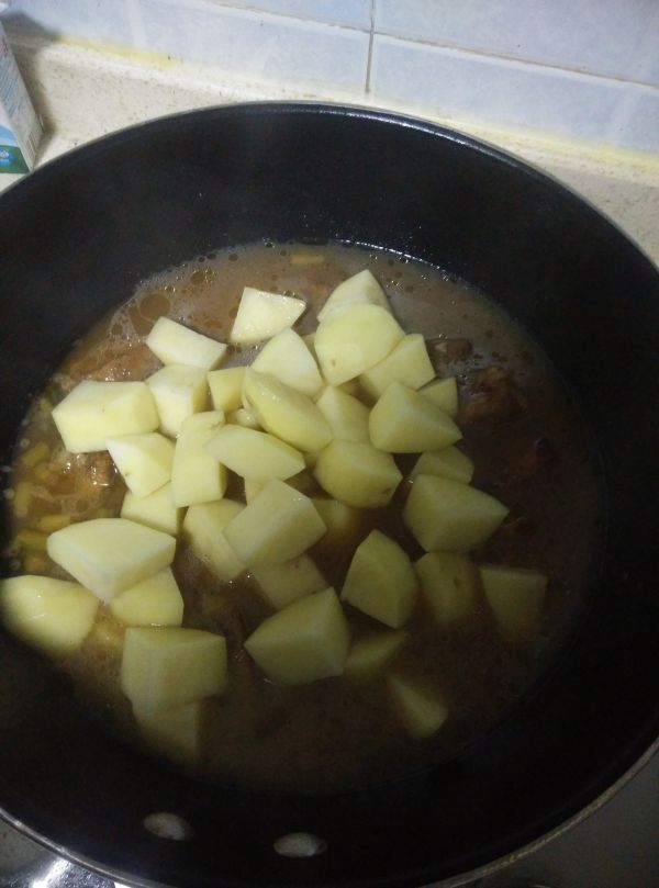 土豆四季豆烧排骨