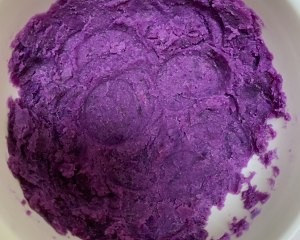 奶香紫薯蛋卷的做法