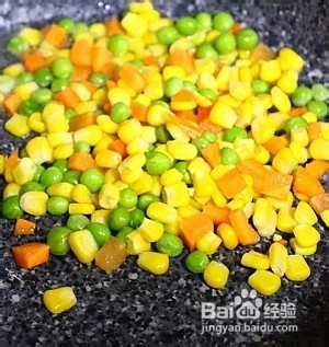 香香的排骨焖米饭