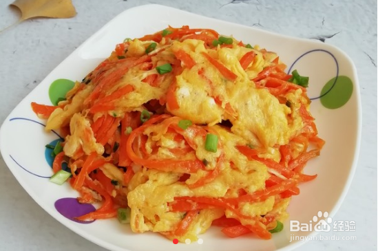 胡萝卜炒鸡快手菜