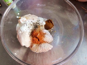 怎么做多汁的咖喱烤鸡翅