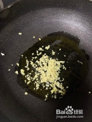 养生食补炒西兰花的做法