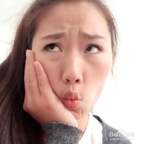 教你几招去除抬头纹的小技巧