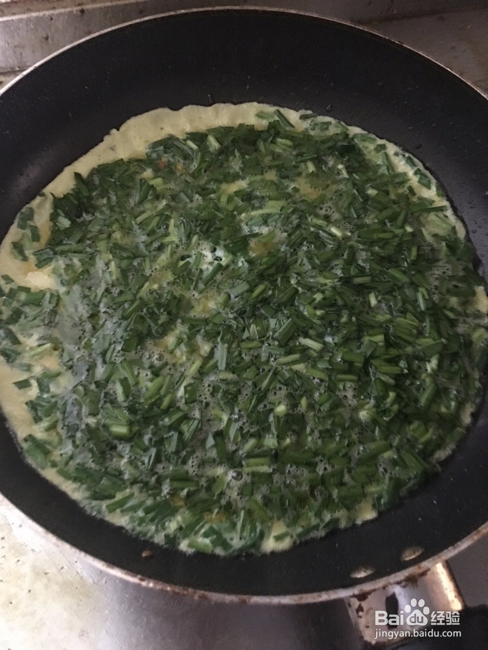 韭菜蛋饼的做法