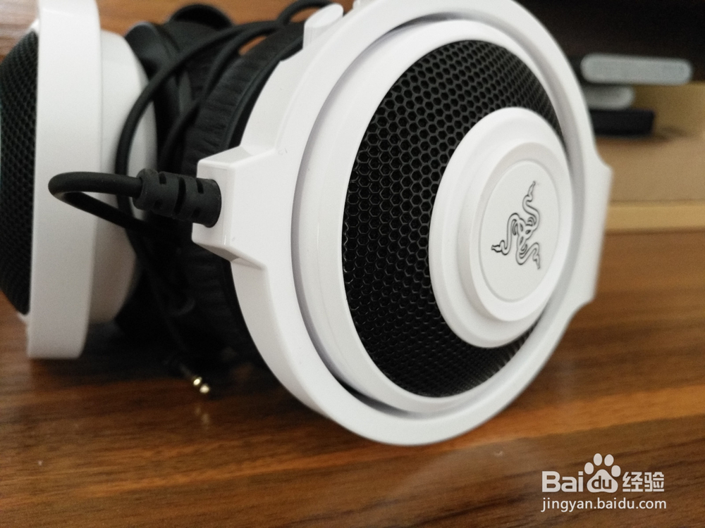 雷蛇Razer北海巨妖Kraken专业版开箱评测