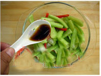 仙姐教你做酸辣可口的-酸辣黄瓜