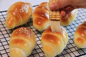 怎么做美味的黄油面包卷