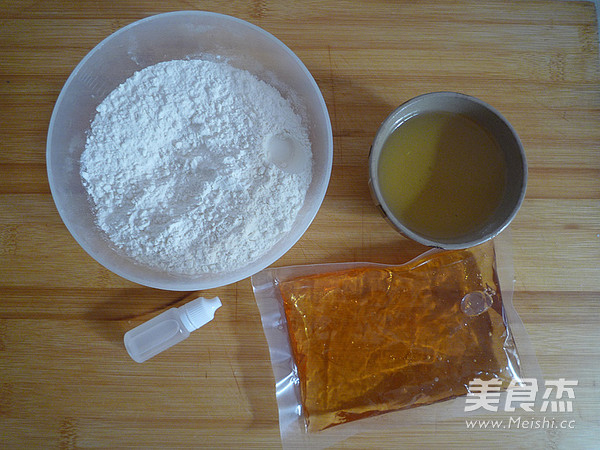 广式绿豆蛋黄月饼