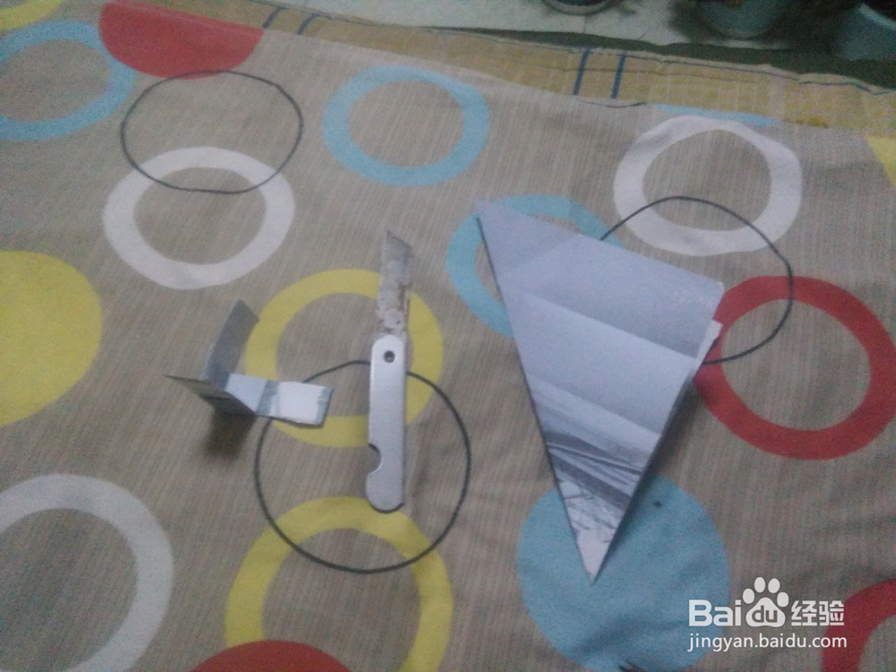 小小纸风车的简易制作