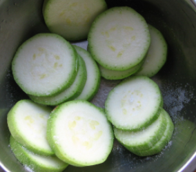 如何做小炒西葫芦