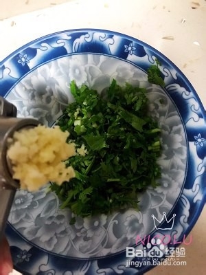 如何制作酸汤面