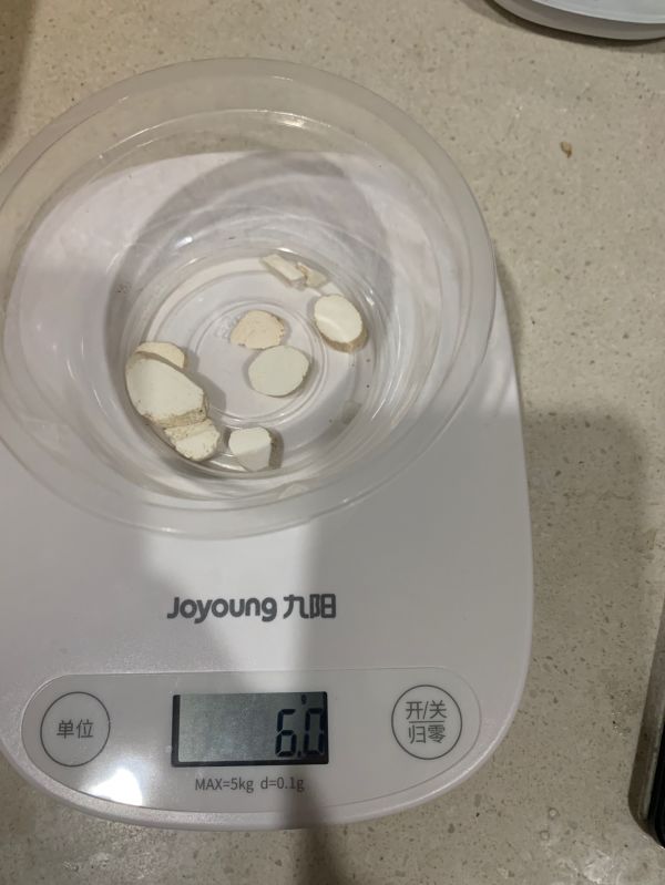 淮山茨实莲子汤