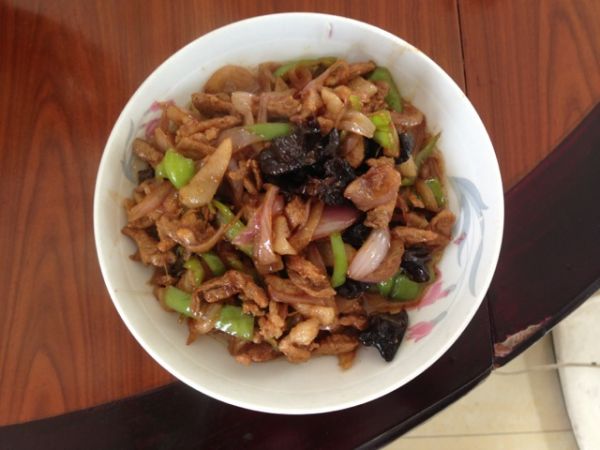 青椒洋葱炒肉丝