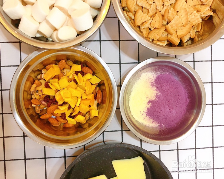 减肥美食紫薯雪花酥