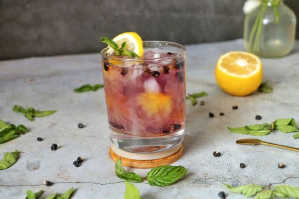 解暑滋补黑枸杞雪耳饮