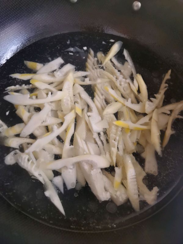 尝鲜无不道春笋