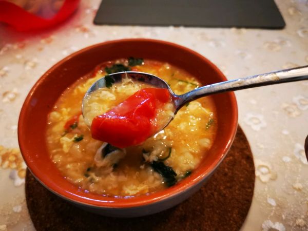 西红柿鸡蛋疙瘩汤