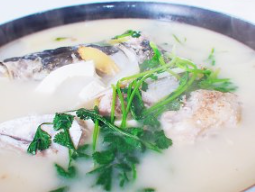奶白鱼头汤(鲜)
