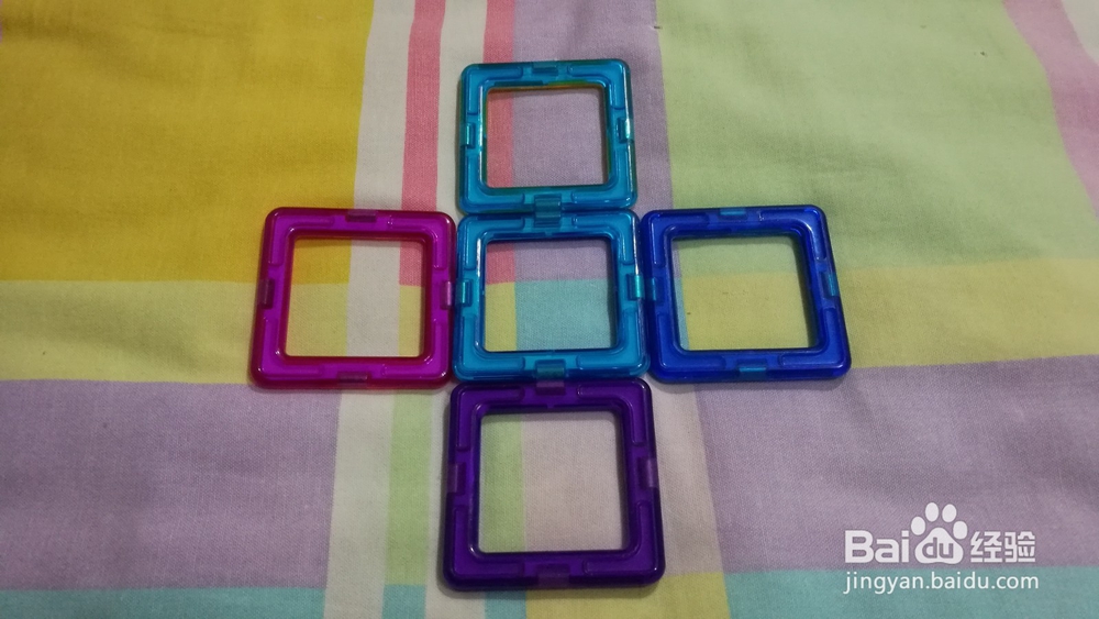 磁力片基础造型-简单小房子的拼建过程