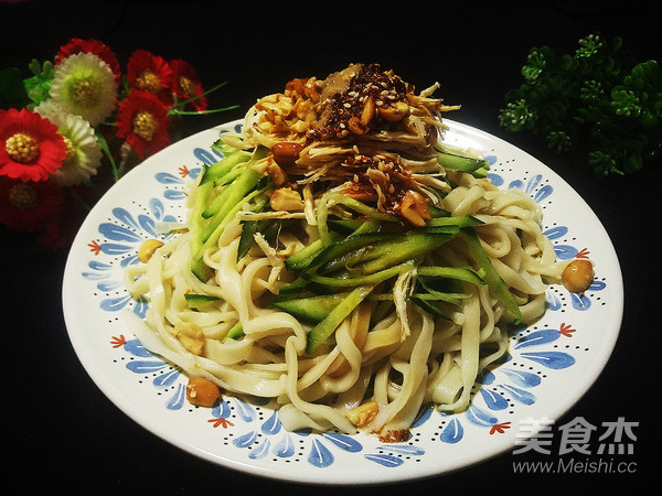 鸡丝凉面的做法