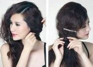 随性女人味小卷发盘发发型图解