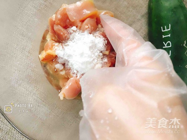 超级下饭的三色鸡丁
