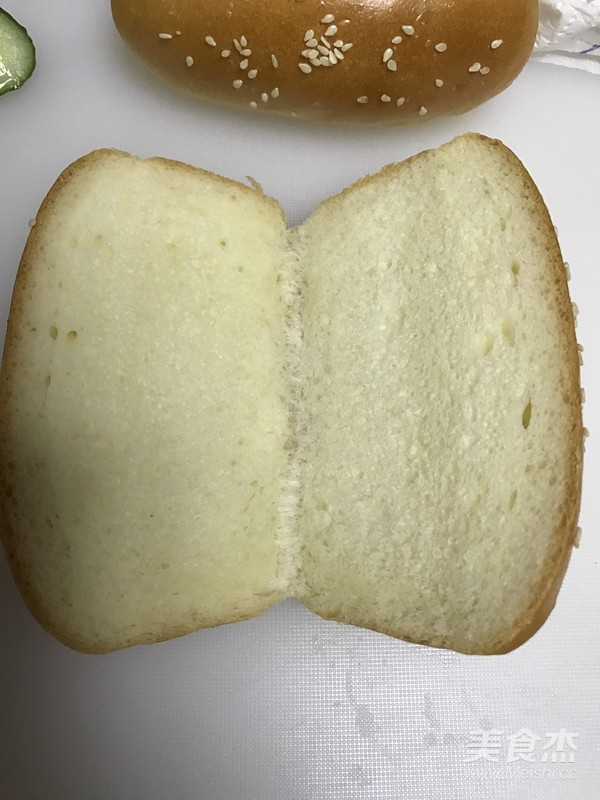 元气满满的热狗餐包