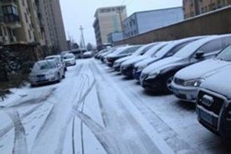 雪天怎样做到安全行驶