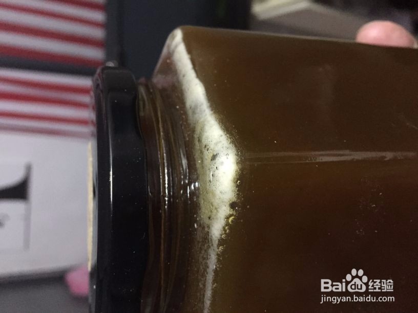 教你如何识别正宗土蜂蜜和市场上的蜂蜜