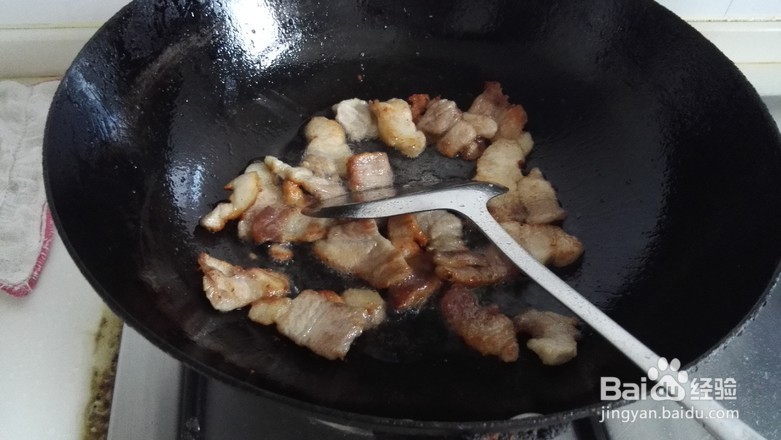 怎么做出美味的五花肉烧腐竹