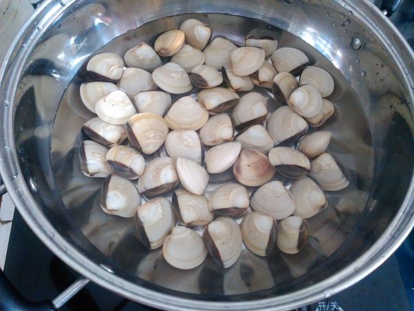 豆腐鱼头白贝汤