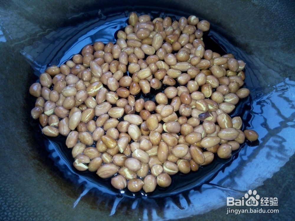 爆花生米怎么做不会烧糊?