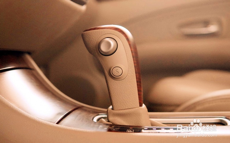 汽车防潮的方法和技巧