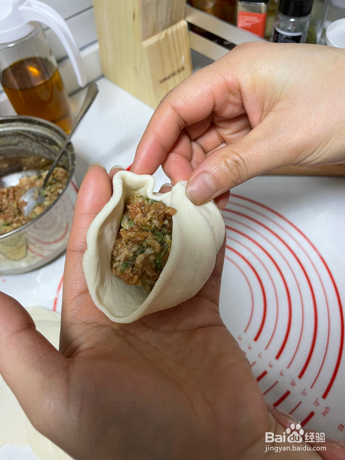 槐花肉包的做法