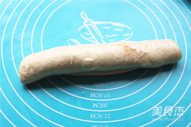 豆沙扭纹面包