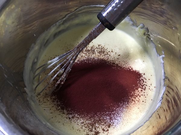 红丝绒双层芝士蛋糕