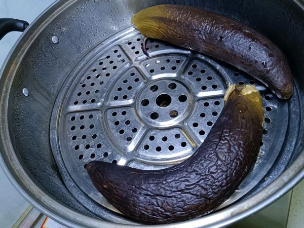 清蒸茄子蘸蒜泥