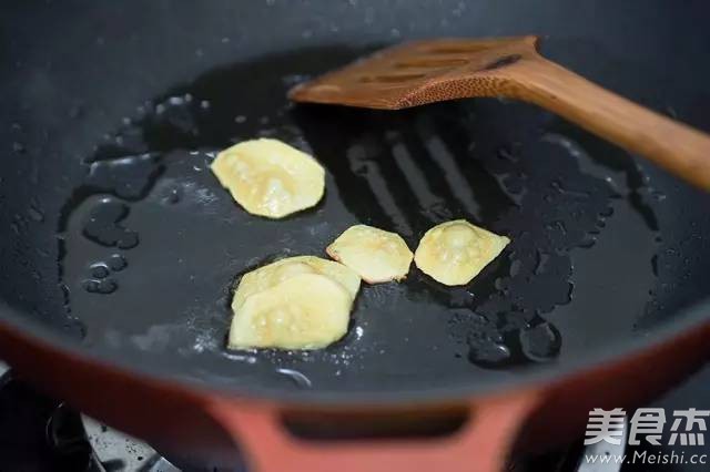 鲜笋三杯鸡的做法