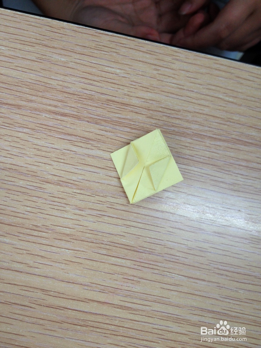 如何折出可爱的皮卡丘