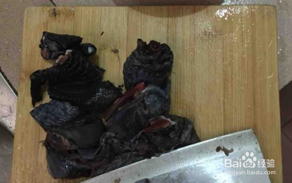 枸杞龙眼乌鸡汤