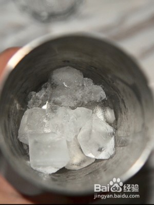 咖啡和牛奶怎么做成冰拿铁