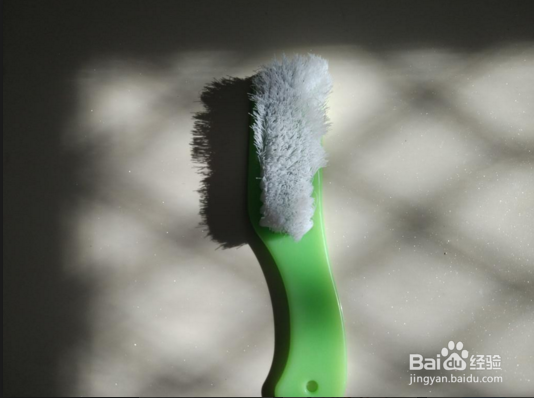 出差旅行时洗漱包里应该放哪些东西