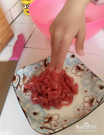 牛肉炒青椒的做法