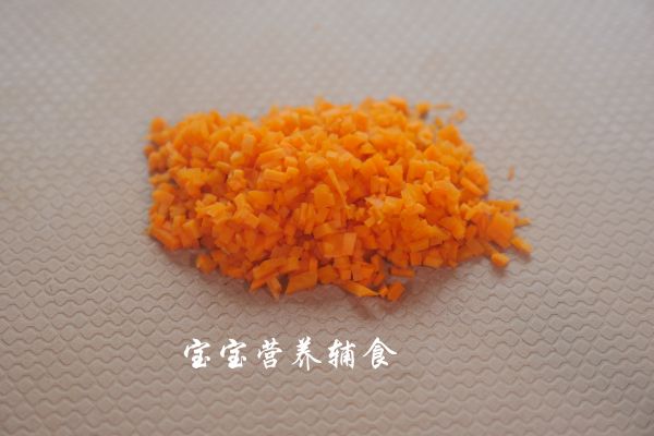 宝宝辅食-宝宝不爱吃饭是辅食喂养时忽略