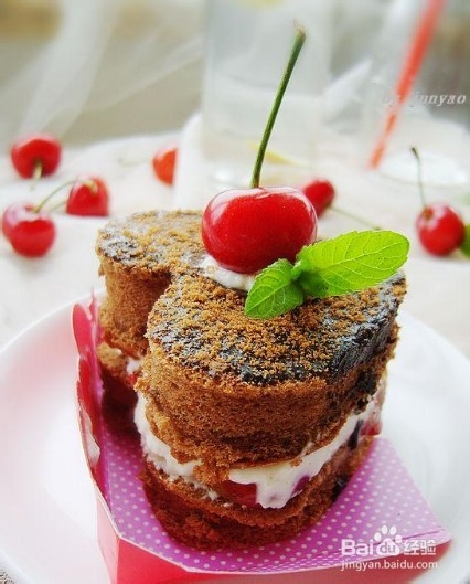 怎样做樱桃巧克力蛋糕